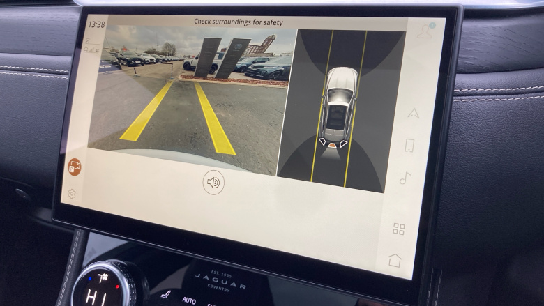 Jaguar F-Pace 2.0 D200 R-Dynamic Black 5dr Auto AWD Diesel Estate